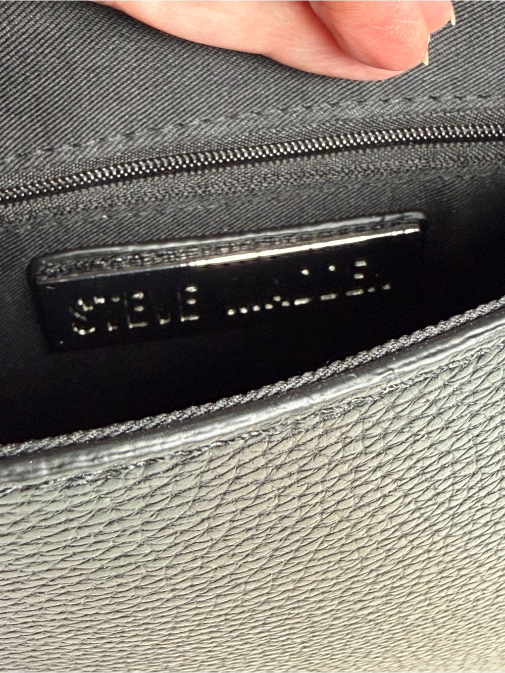 Steve Madden Black Pebbled Satchel with Silver Eyelet Grommet Trim - beautiful - Picture 3 of 12